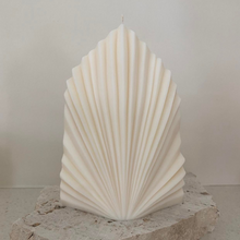 Load image into Gallery viewer, Palm Leaf